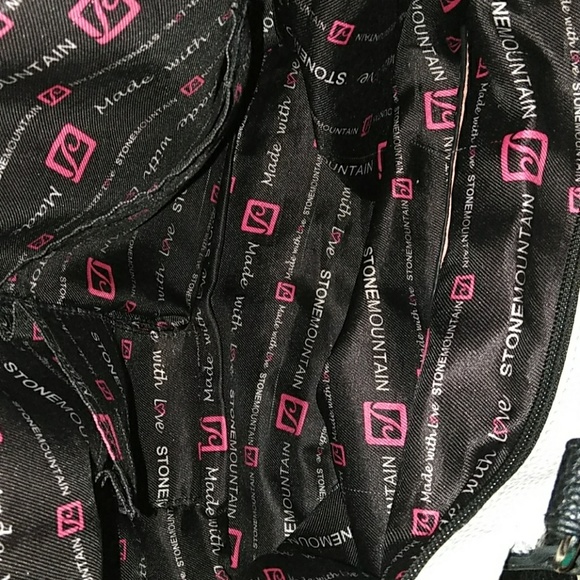 Stone Mountain Purse - Picture 3 of 4